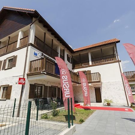 Pensiunea Carol Floresti  Bagian luar foto